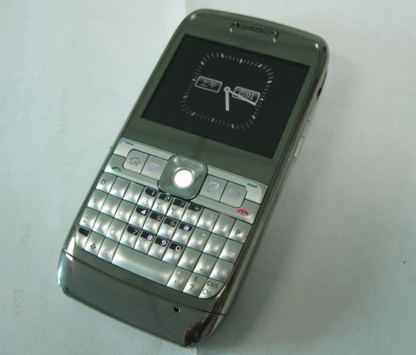 dual sim nokia e71 tv orbit ball is a track ball qwerty mobile phone which can sell well in Indoneisa