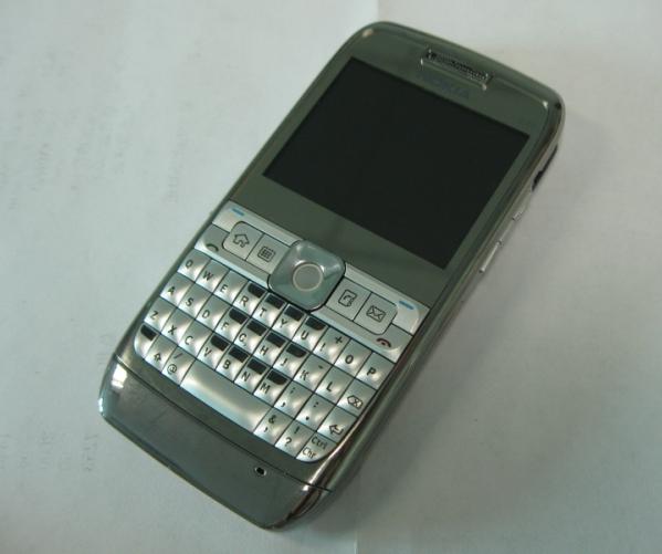 dual sim nokia e71 tv orbit ball is a track ball qwerty mobile phone which can sell well in Indoneisa