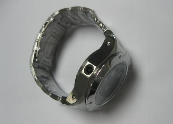 watch mobile phone can be a good gift