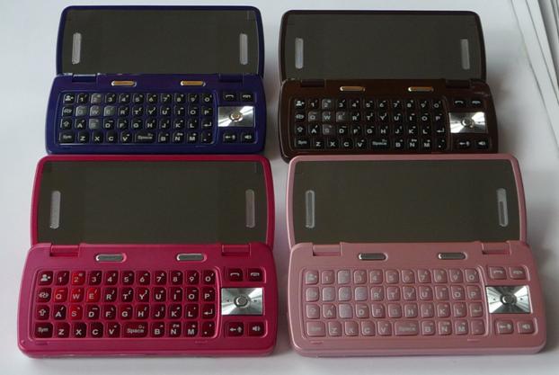  dual sim china flip TV qwerty phone is nice design flip qwerty mobile phone