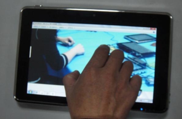 it is a 10.2 inchh-ipad i88 of ipad copy very nice price welcome all over the world