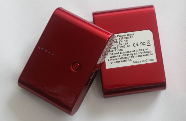 12000mAh mobile power bank has 10 colors and can work with many eletronics for charge