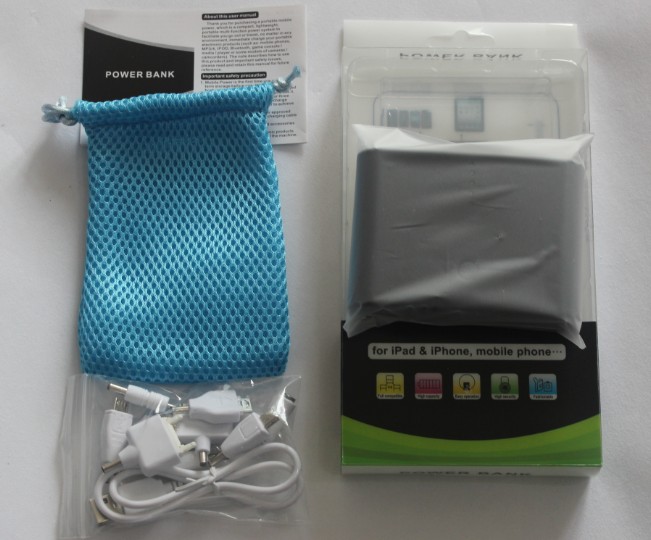 12000mAh mobile power bank has 10 colors and can work with many eletronics for charge