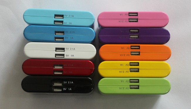 12000mAh mobile power bank has 10 colors and can work with many eletronics for charge