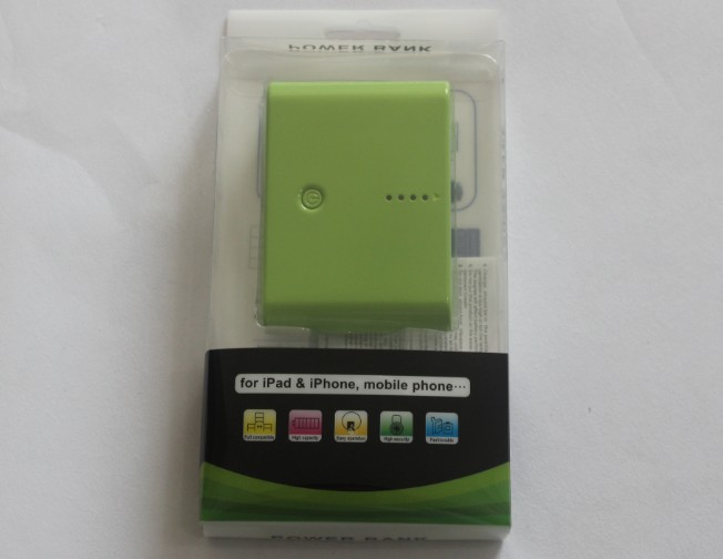 12000mAh mobile power bank has 10 colors and can work with many eletronics for charge