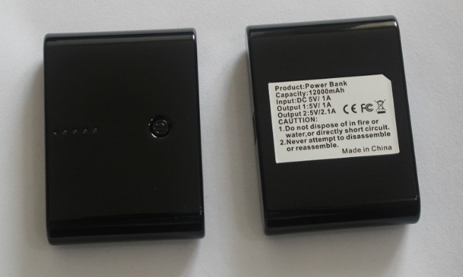 12000mAh mobile power bank has 10 colors and can work with many eletronics for charge